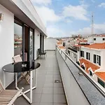 Anadia Atrium V